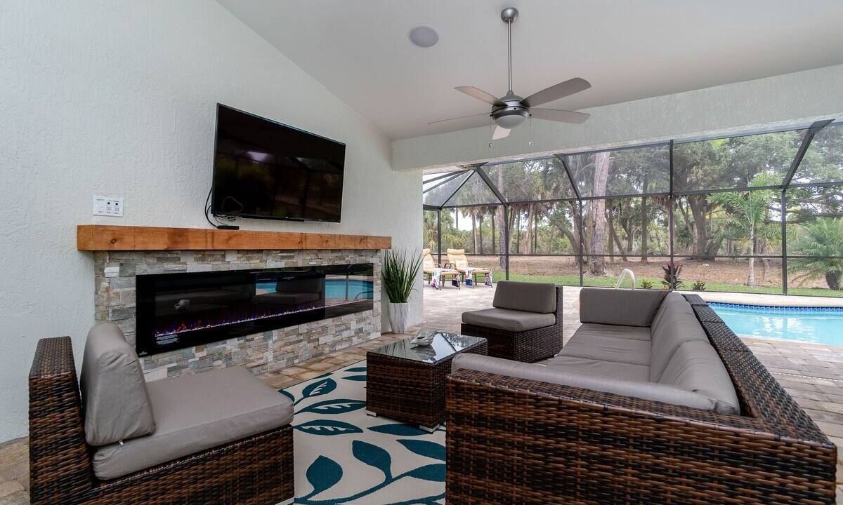 Photo of Livingroom in Broadmoor