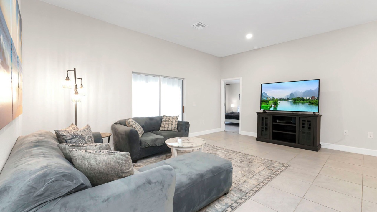 Photo of Livingroom in North Port
