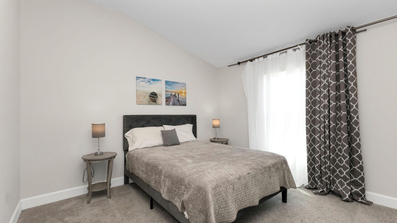 Photo of Bedroom in North Port