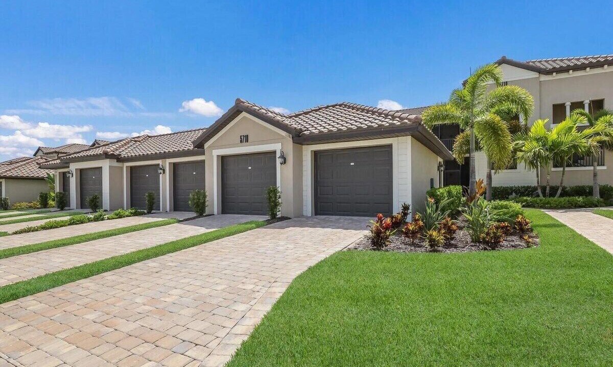 Photo of Others in Lakewood Ranch