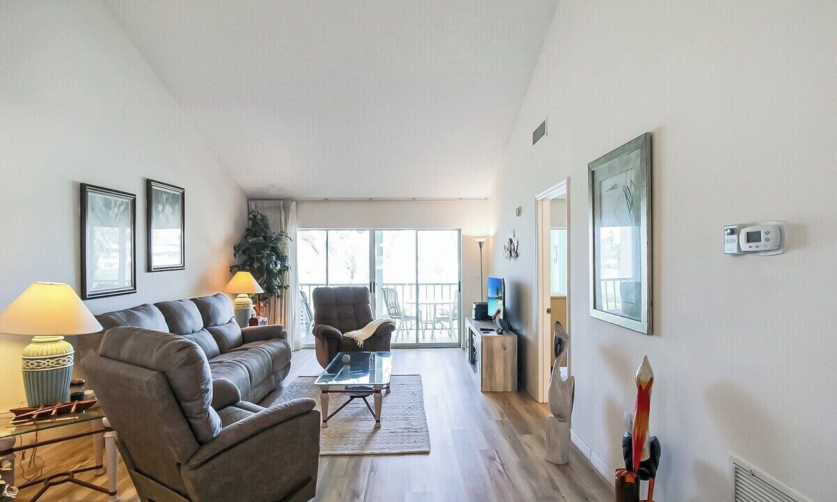Photo of Livingroom in Plantation