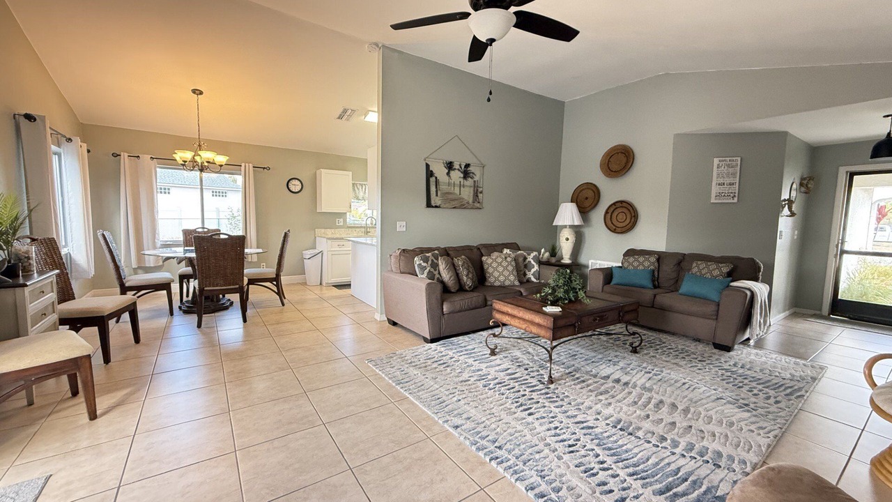 Photo of Livingroom in North Fort Myers