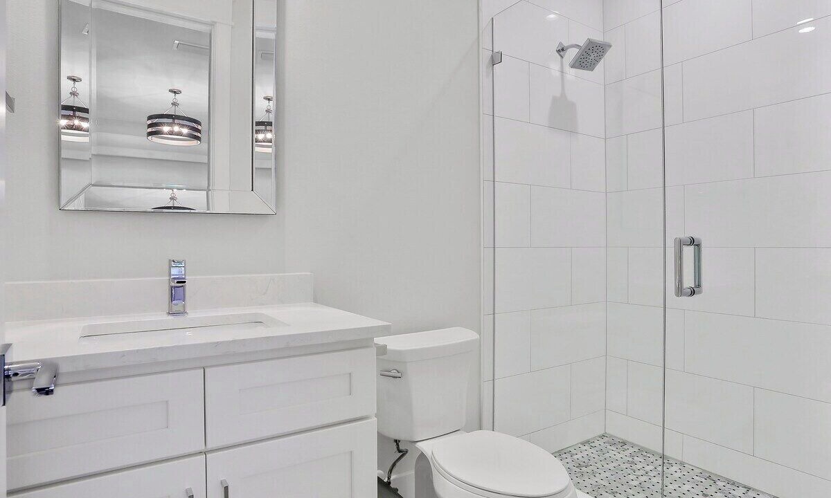Photo of Bathroom in Longbeach Village