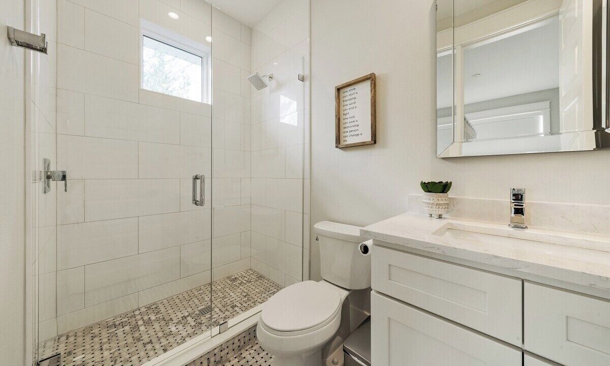 Photo of Bathroom in Longbeach Village