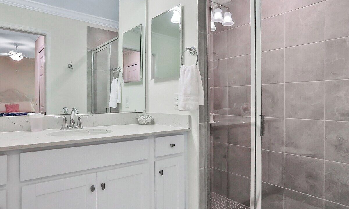 Photo of Bathroom in Lakewood Ranch