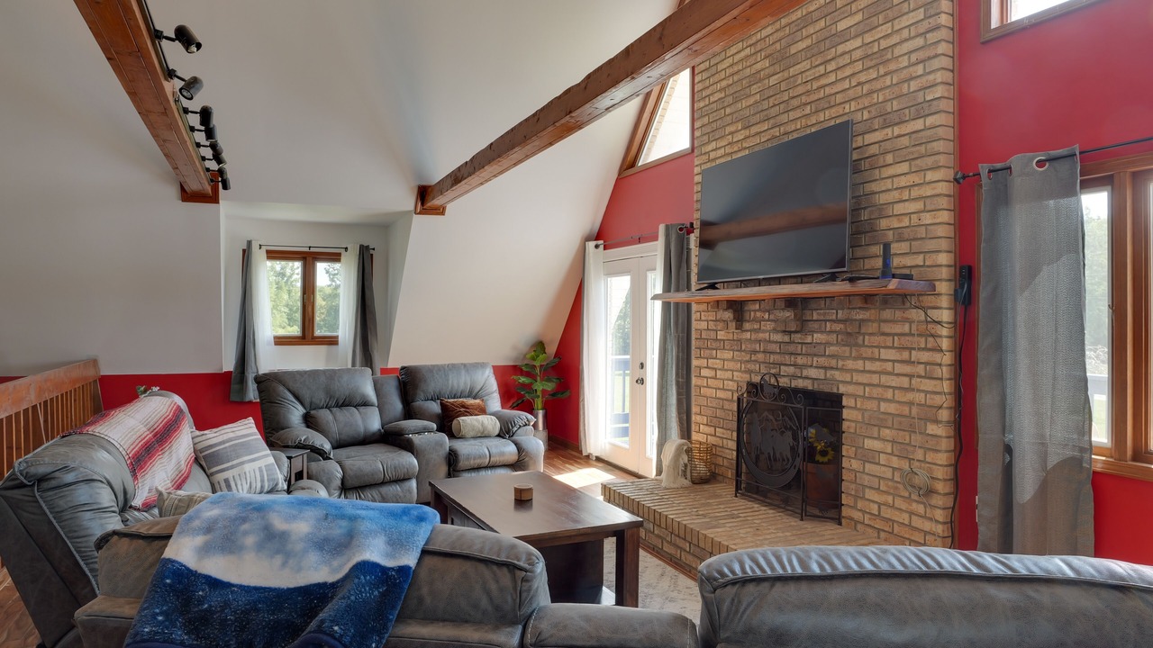 Photo of Livingroom in McMinnville
