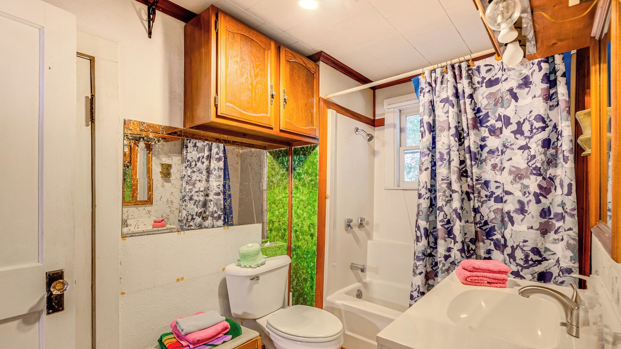 Photo of Bathroom in Floral City