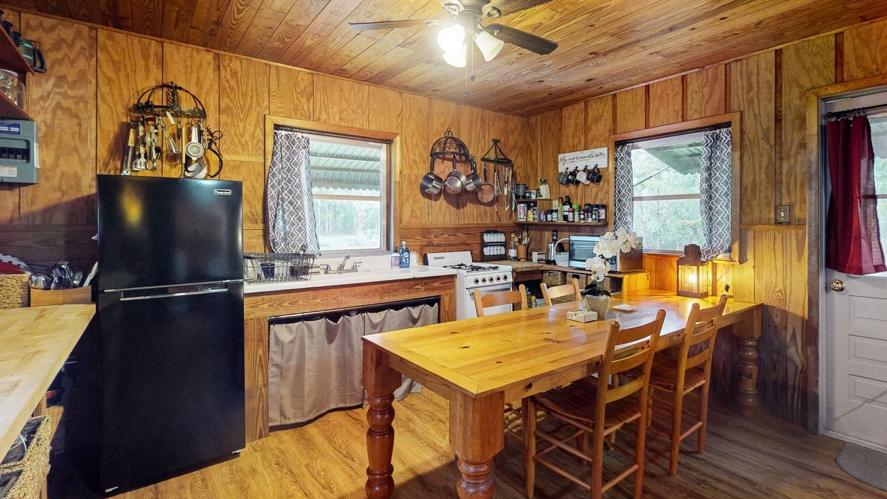 Photo of Kitchen in Bronson