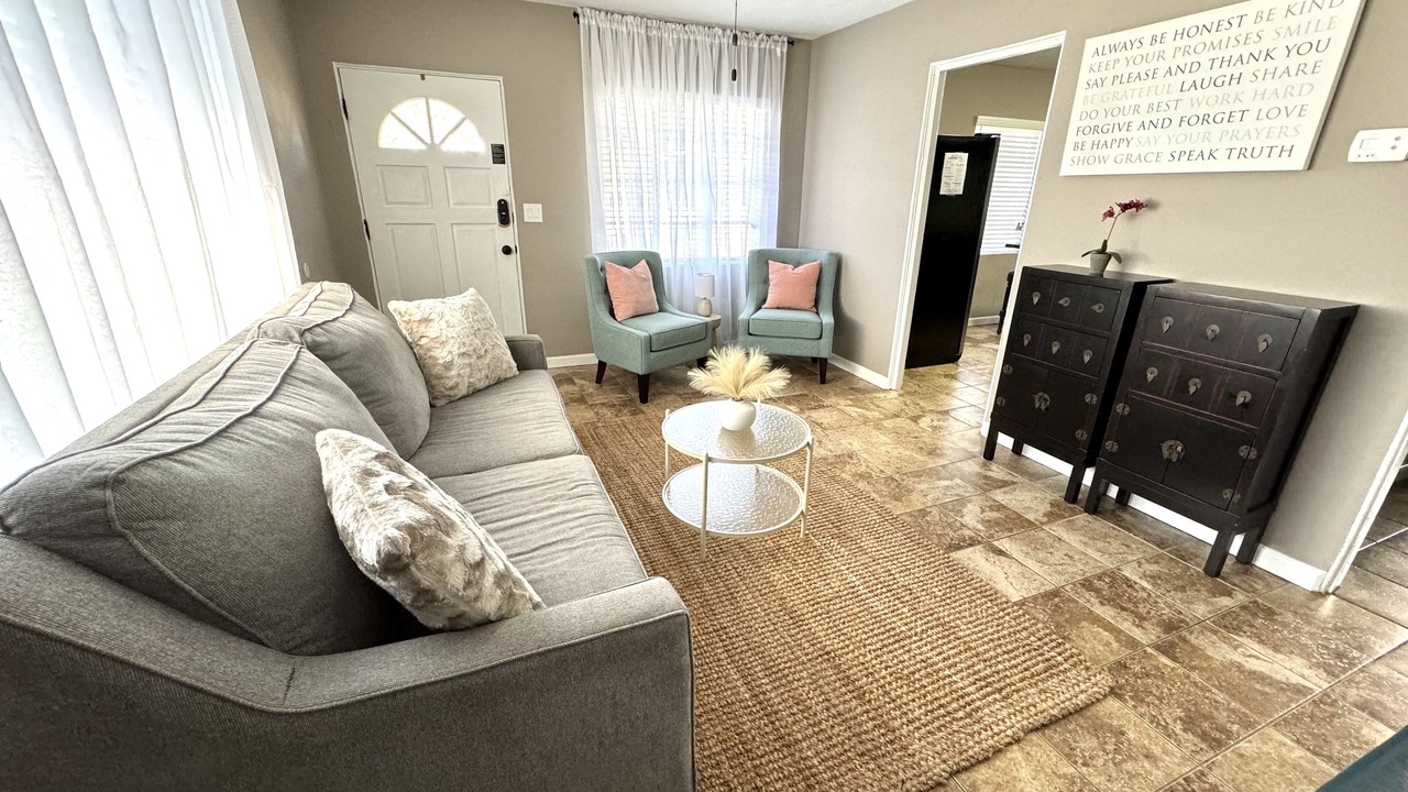 Photo of Livingroom in Riverside