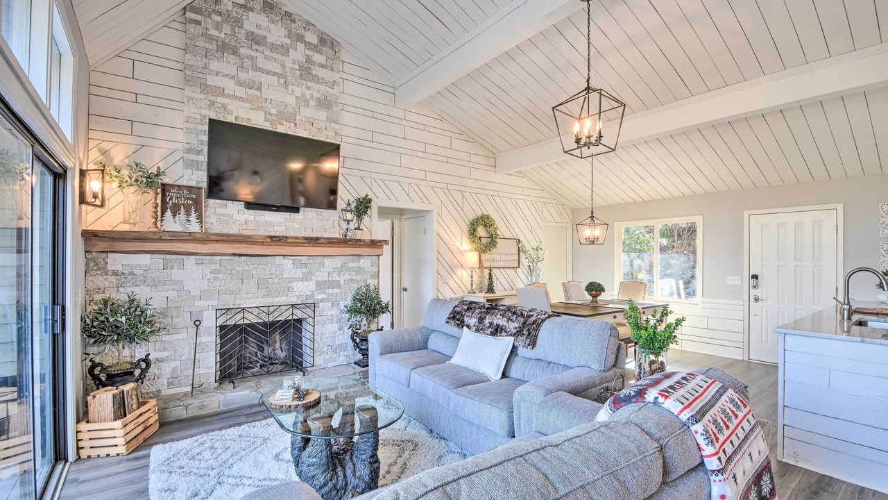 Photo of Livingroom in Sky Valley