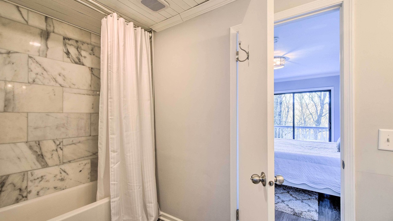 Photo of Bathroom in Sky Valley