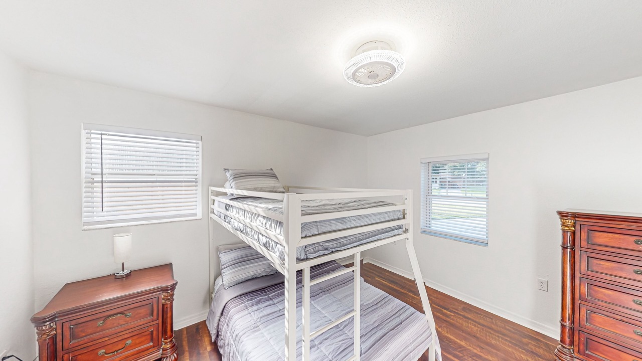 Photo of Bedroom in Orient Park