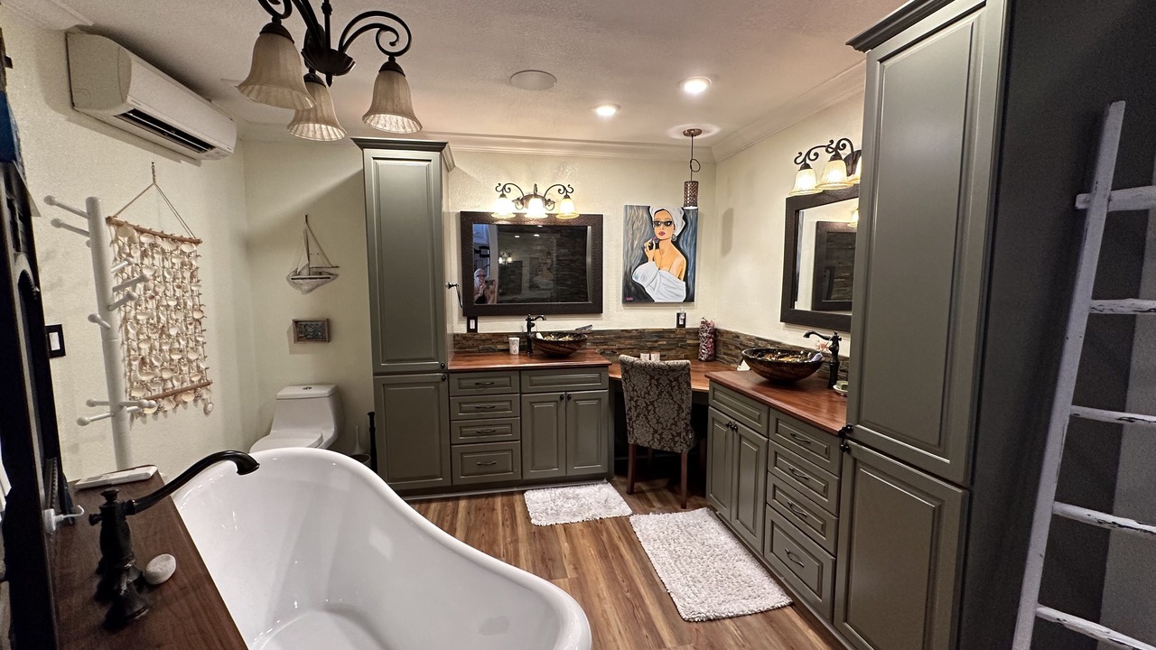 Photo of Bathroom in Gulfport