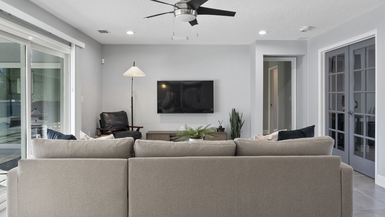 Photo of Livingroom in Haines City