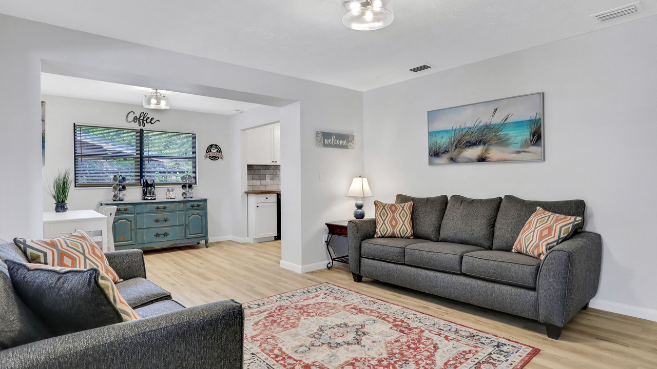 Photo of Livingroom in Orange Park