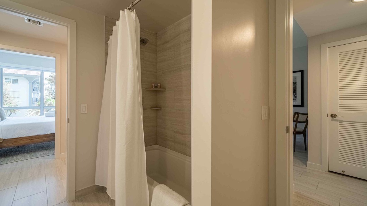 Photo of Bathroom in Glenvar Heights