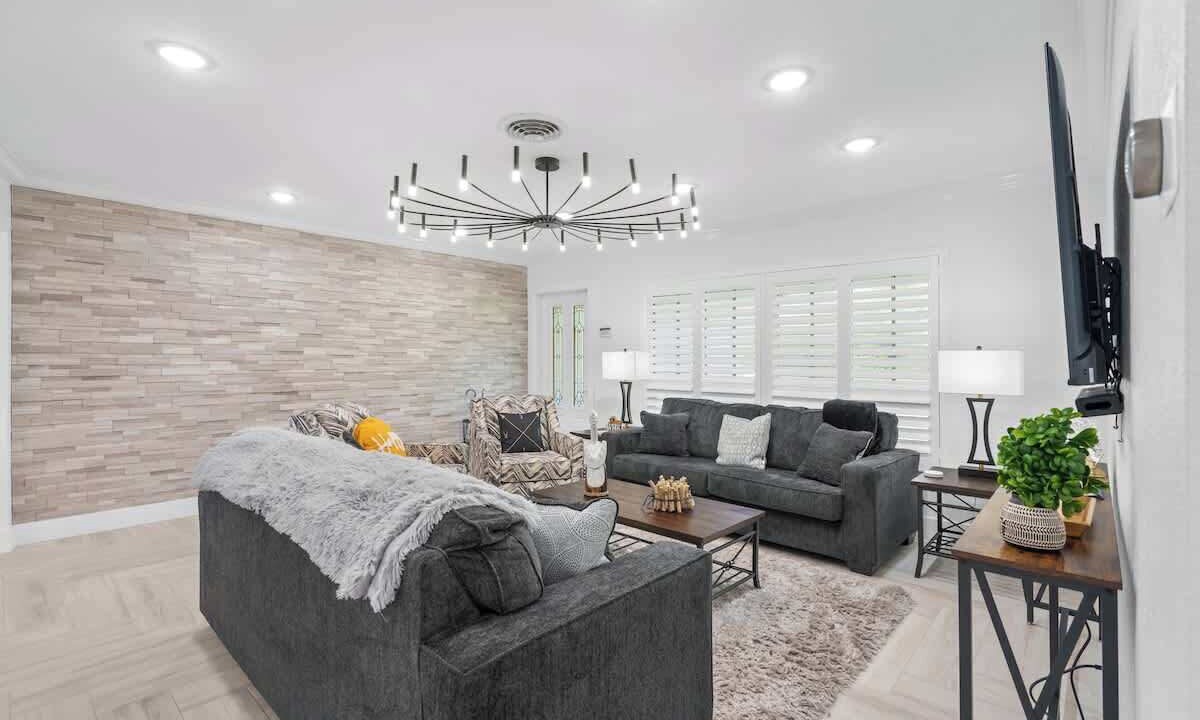 Photo of Bedroom in Cypress Lakes