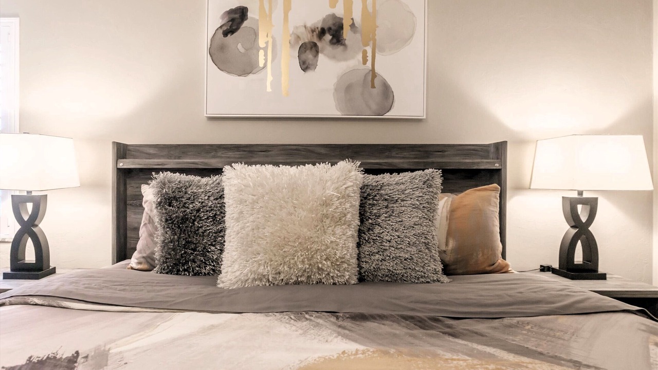 Photo of Bedroom in Willoughby Acres