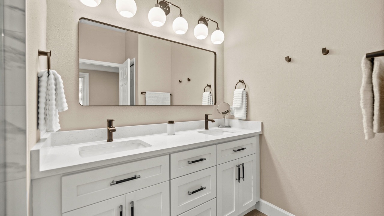 Photo of Bathroom in Hernando