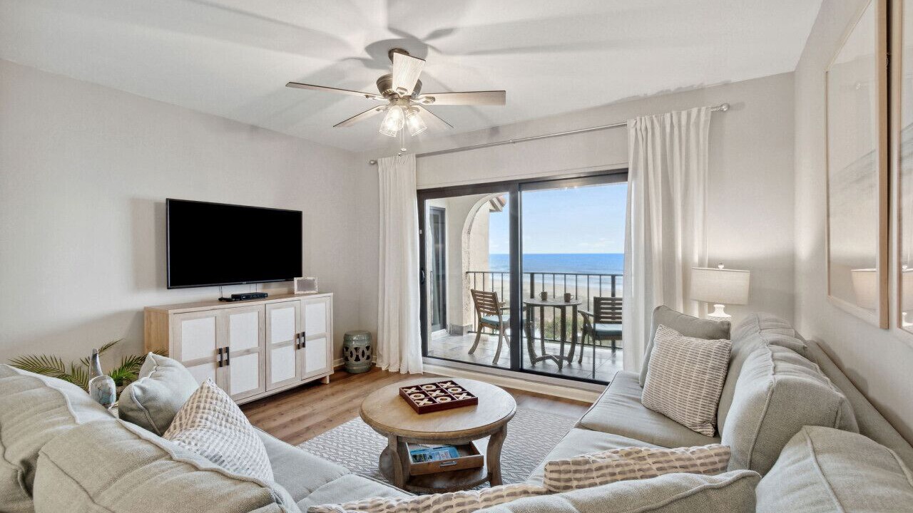 Photo of Livingroom in Fernandina Beach
