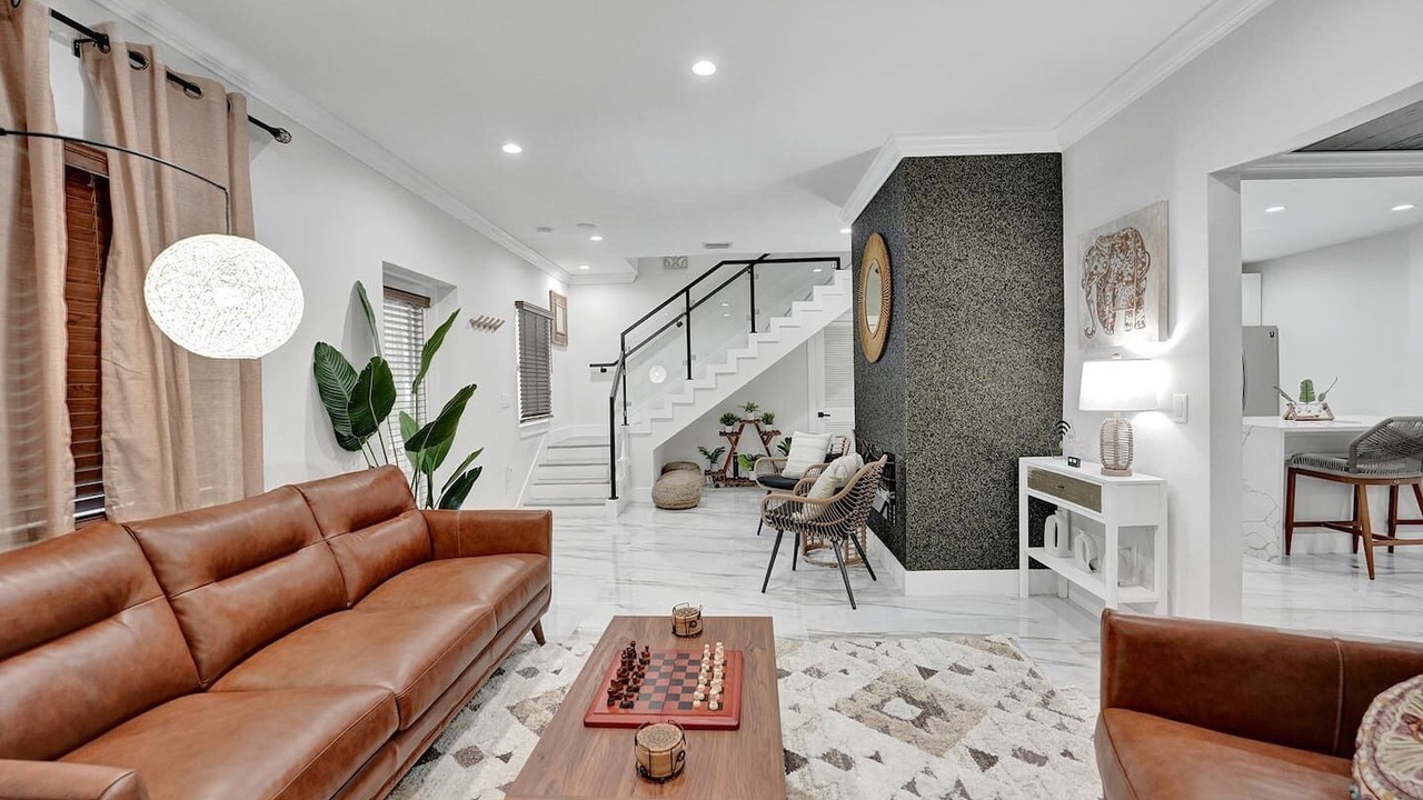 Photo of Livingroom in Palm Beach - West Palm Beach