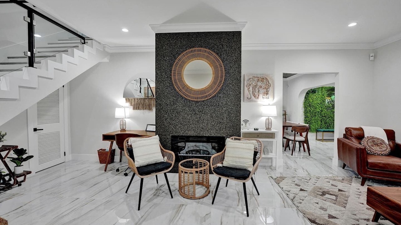 Photo of Livingroom in Palm Beach - West Palm Beach
