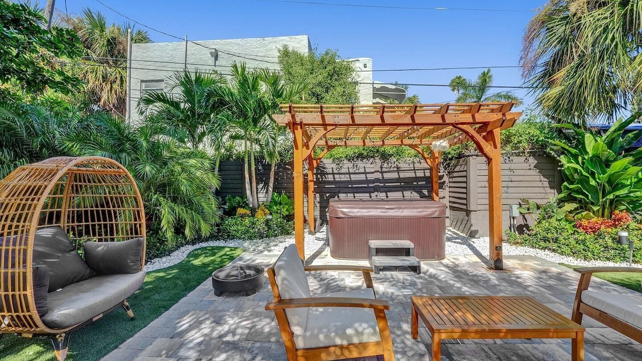 Photo of Patio Balcony in Palm Beach - West Palm Beach