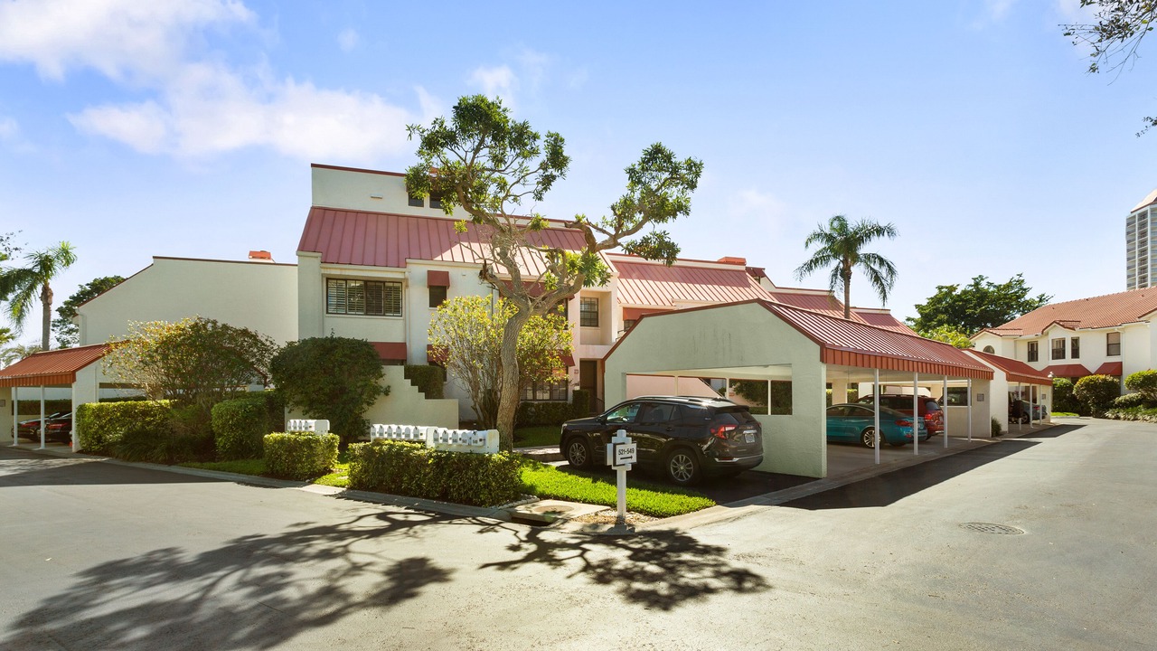 Photo of Outdoor in Pelican Bay