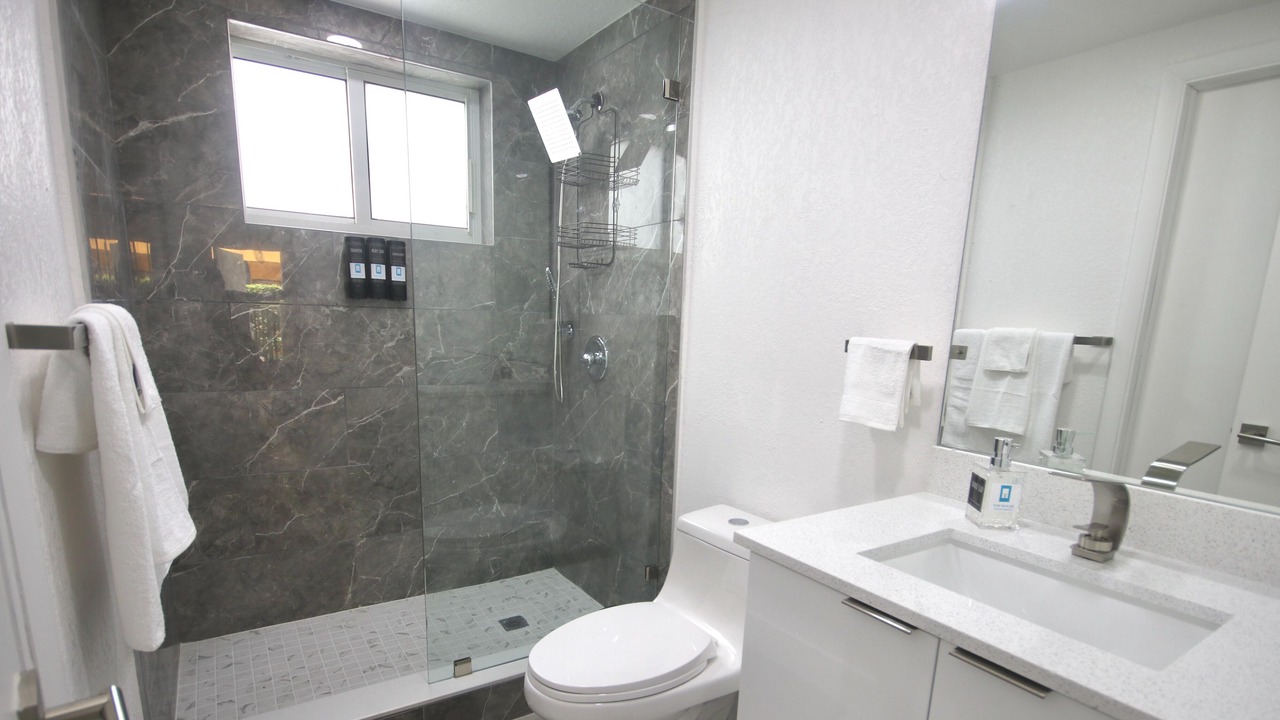 Photo of Bathroom in Flagami