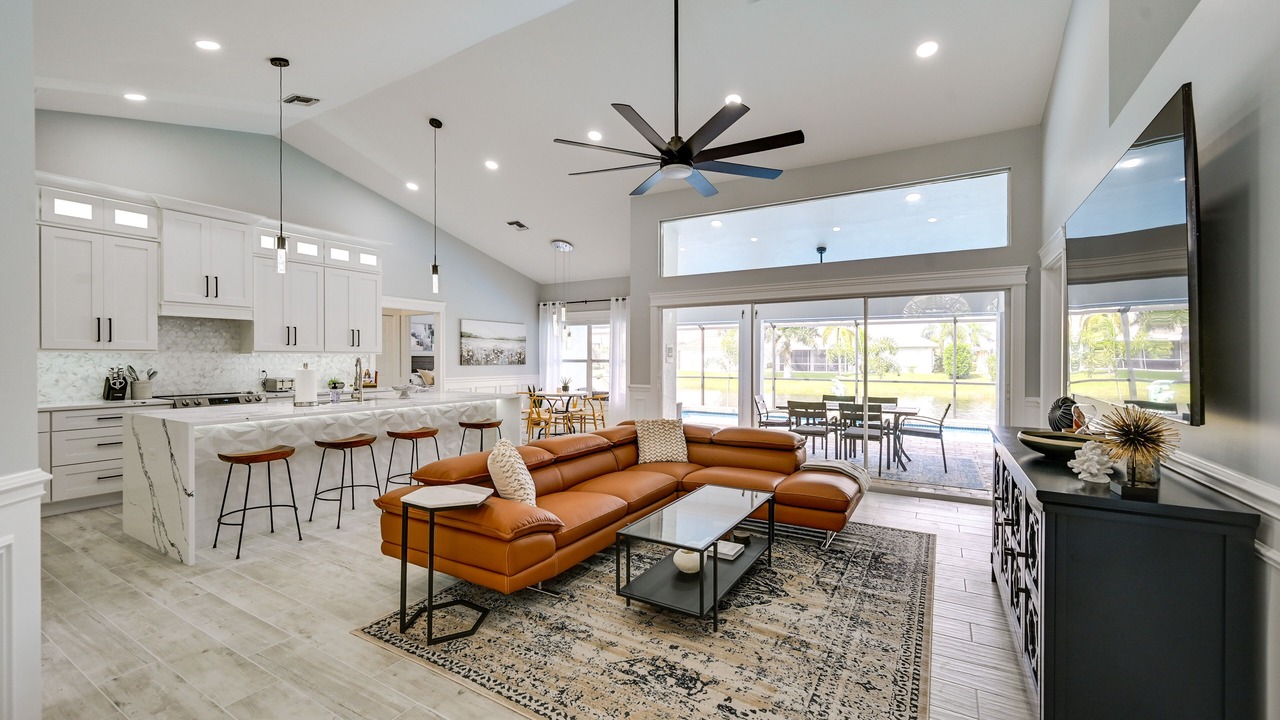 Photo of Outdoor in Crown Pointe