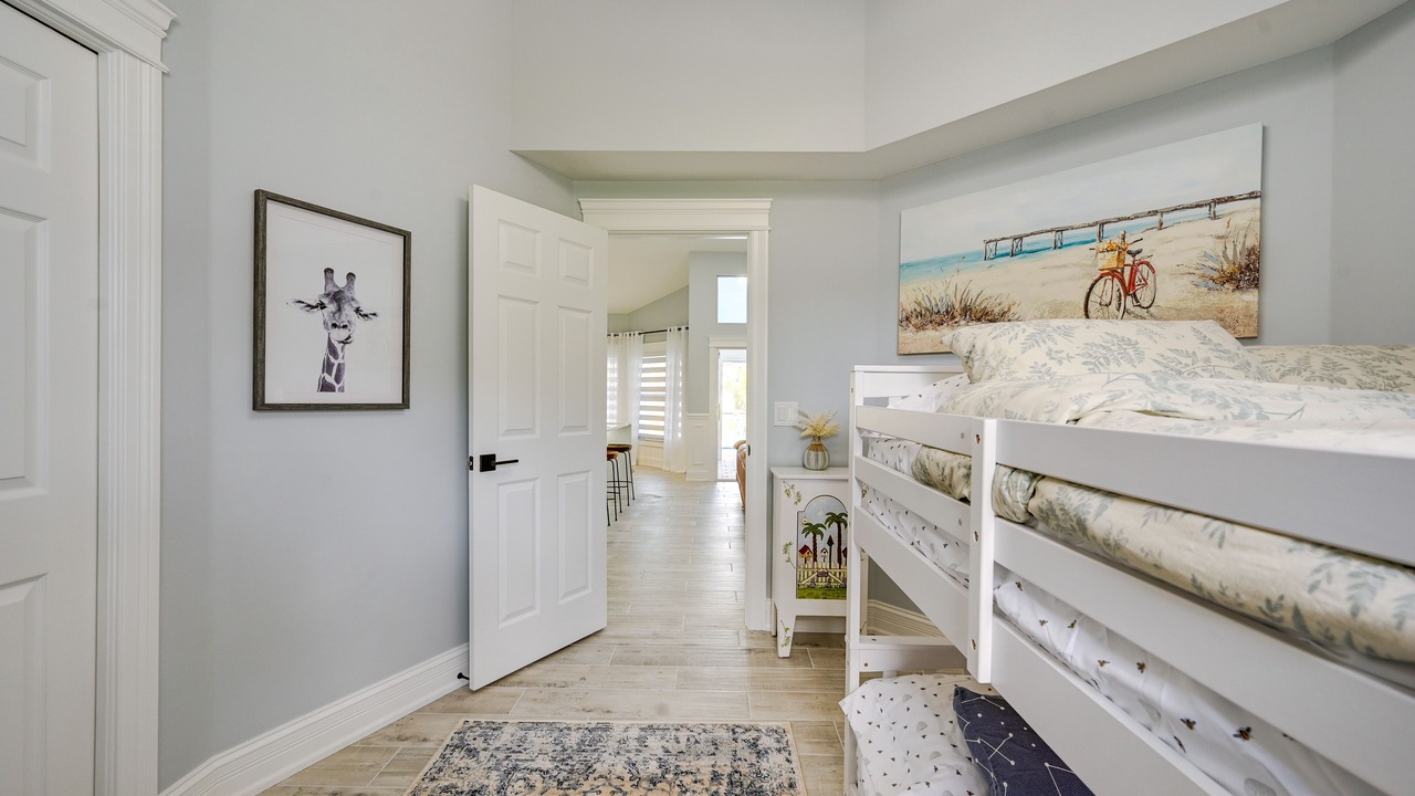 Photo of Bedroom in Crown Pointe