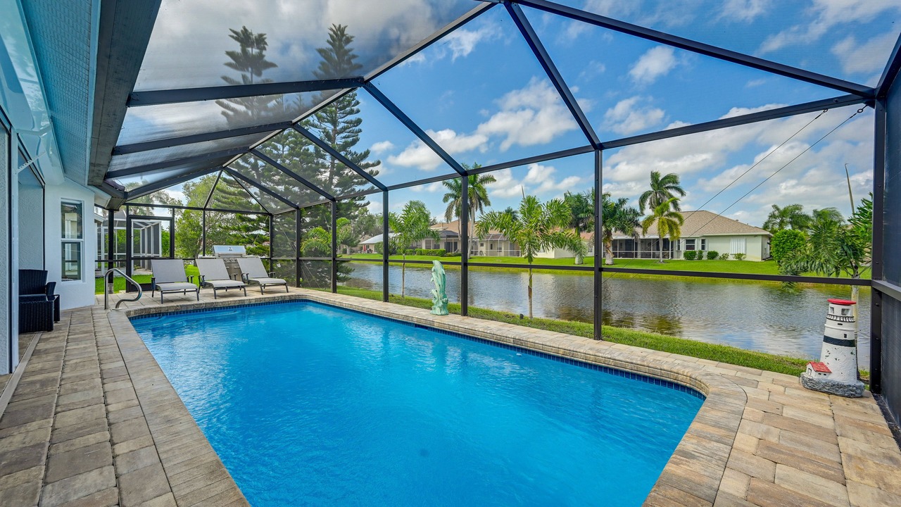 Photo of Outdoor in Crown Pointe