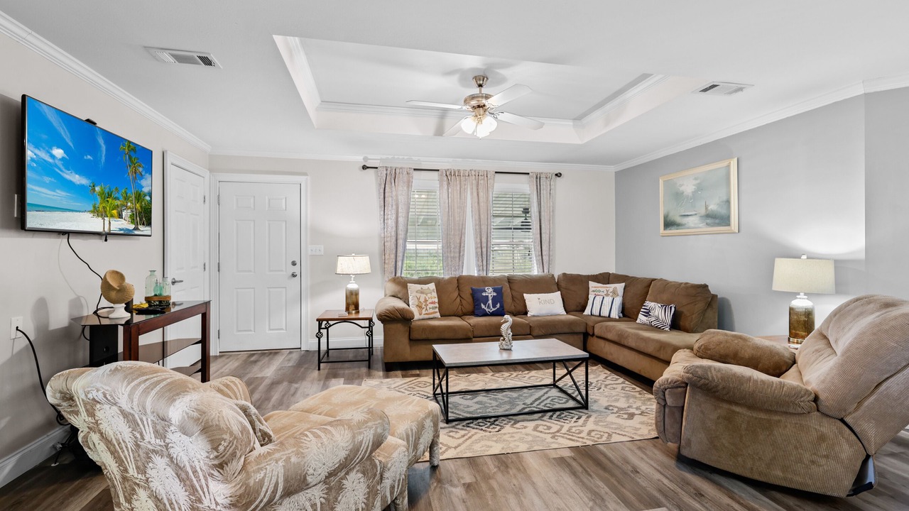 Photo of Livingroom in Saint James City