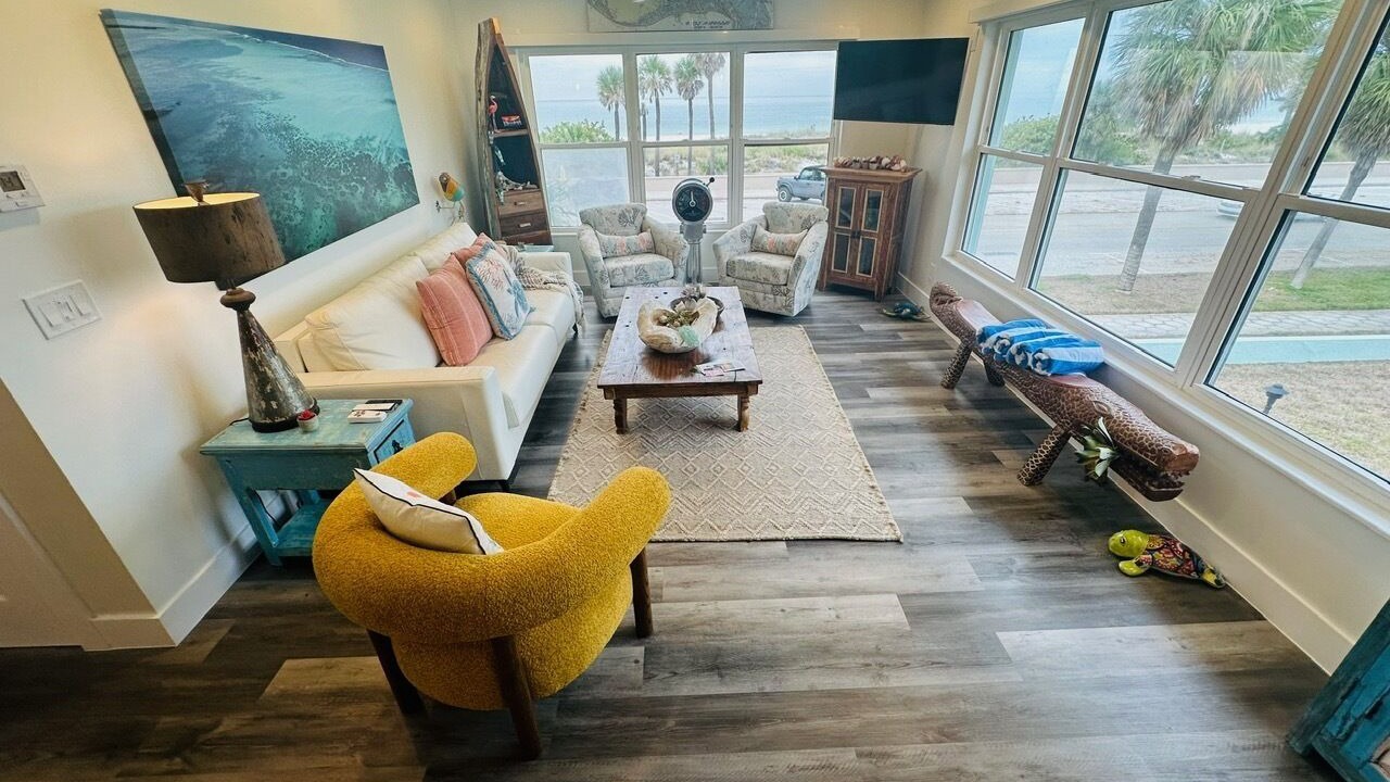 Photo of Livingroom in Pass-a-Grille