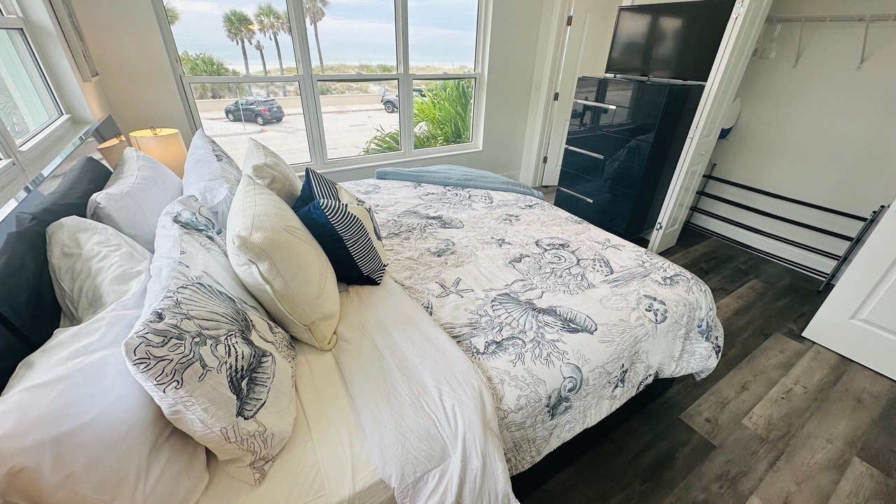 Photo of Bedroom in Pass-a-Grille