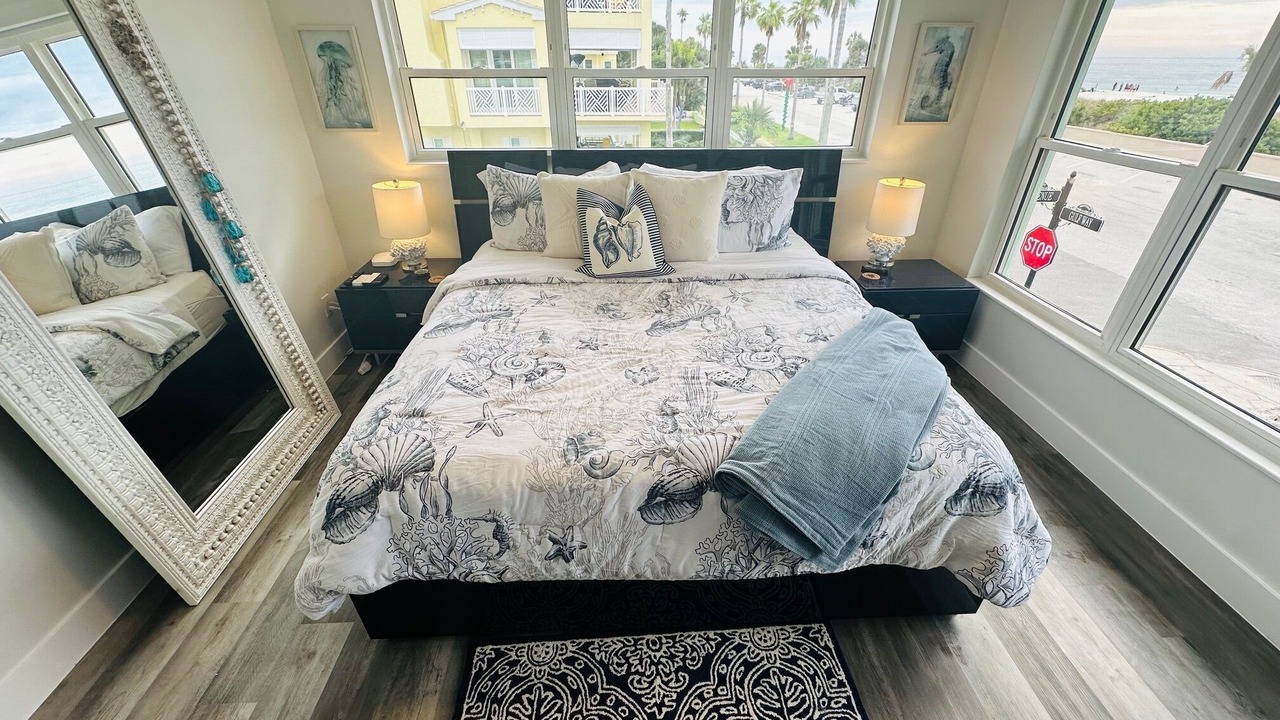 Photo of Bedroom in Pass-a-Grille