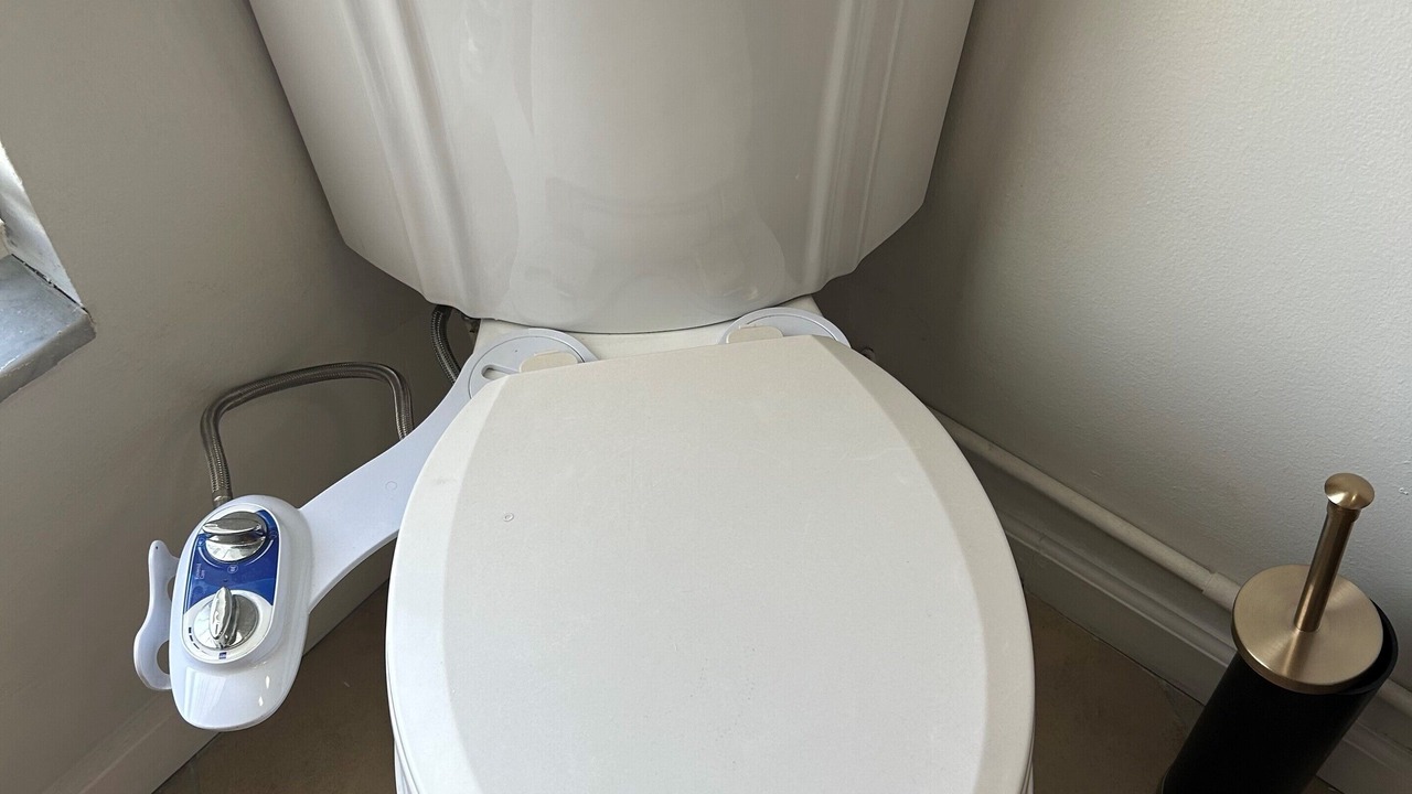 Photo of Bathroom in Bayshore Gardens