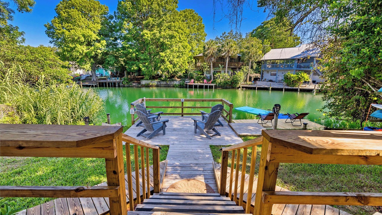 Photo of Outdoor in Weeki Wachee Gardens