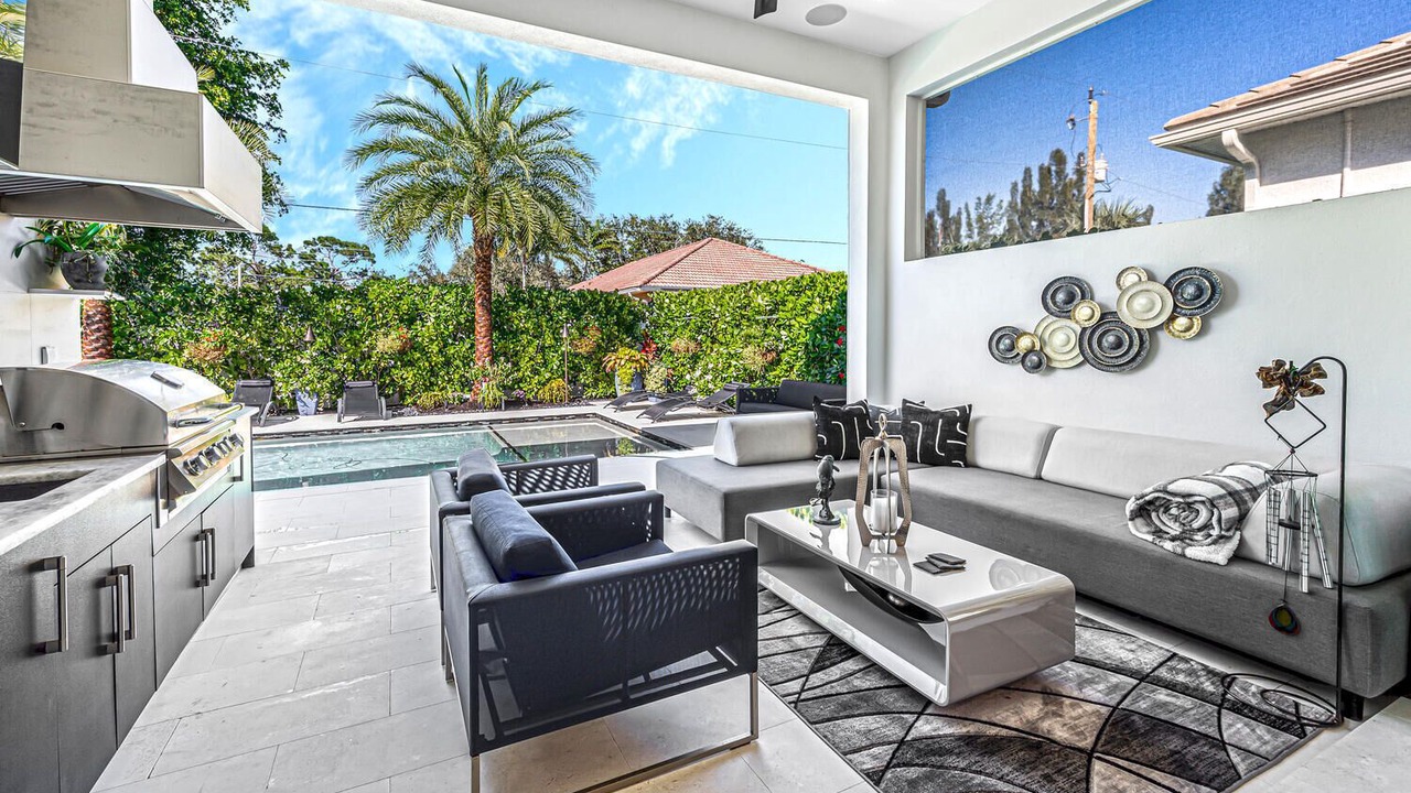 Photo of Patio Balcony in Naples Park