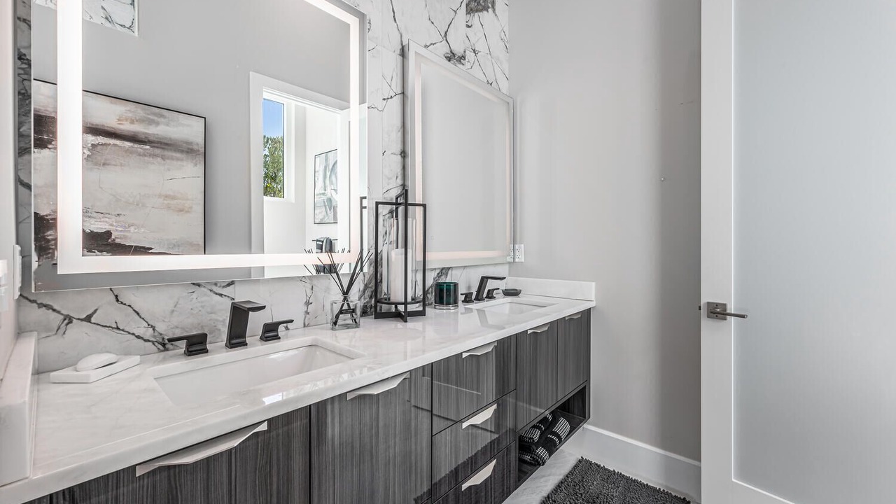 Photo of Bathroom in Naples Park