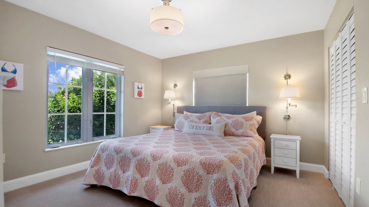 Photo of Bedroom in Isles of Capri