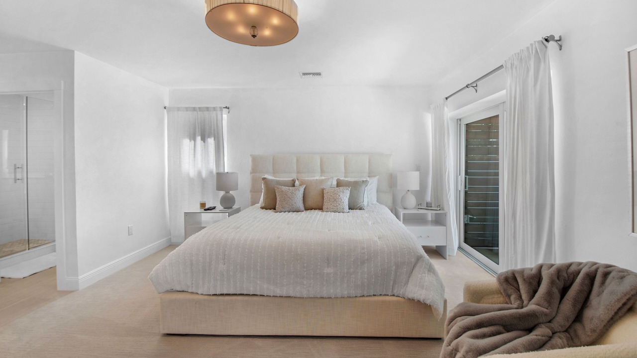 Photo of Bedroom in Isles of Capri