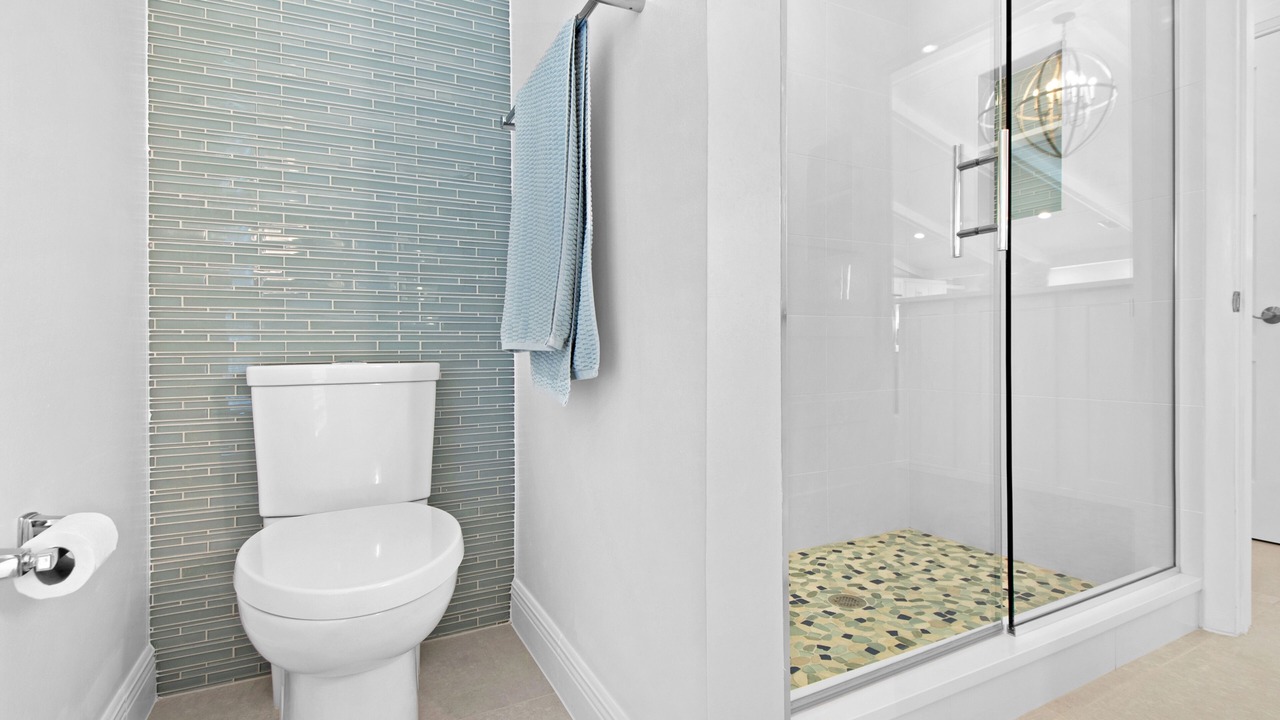 Photo of Bathroom in Isles of Capri