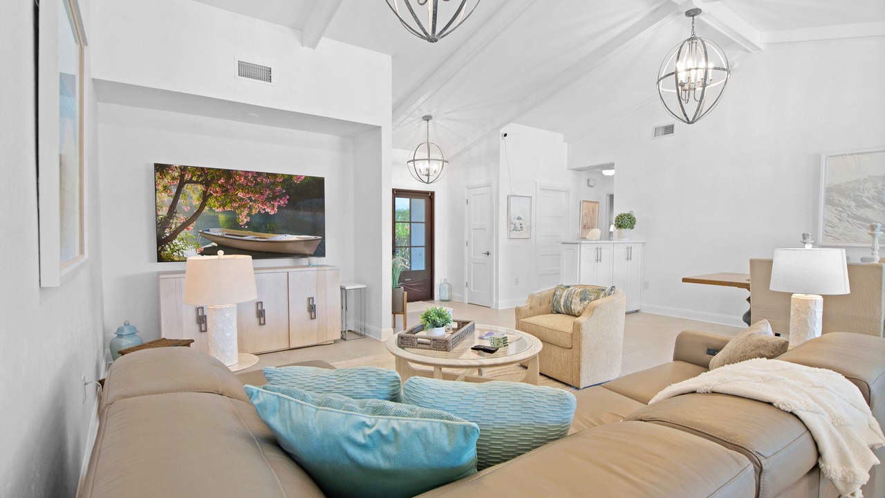 Photo of Livingroom in Isles of Capri