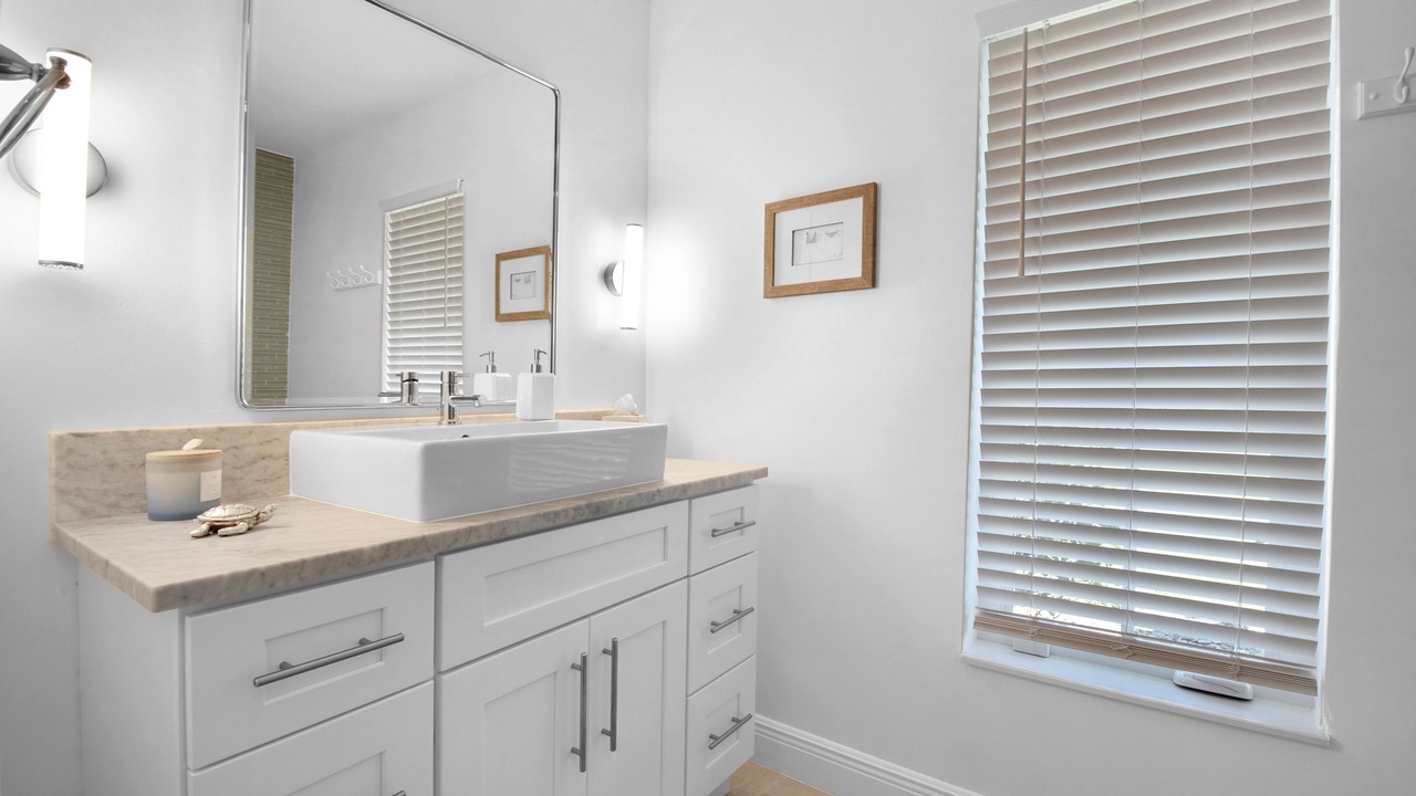 Photo of Bathroom in Isles of Capri