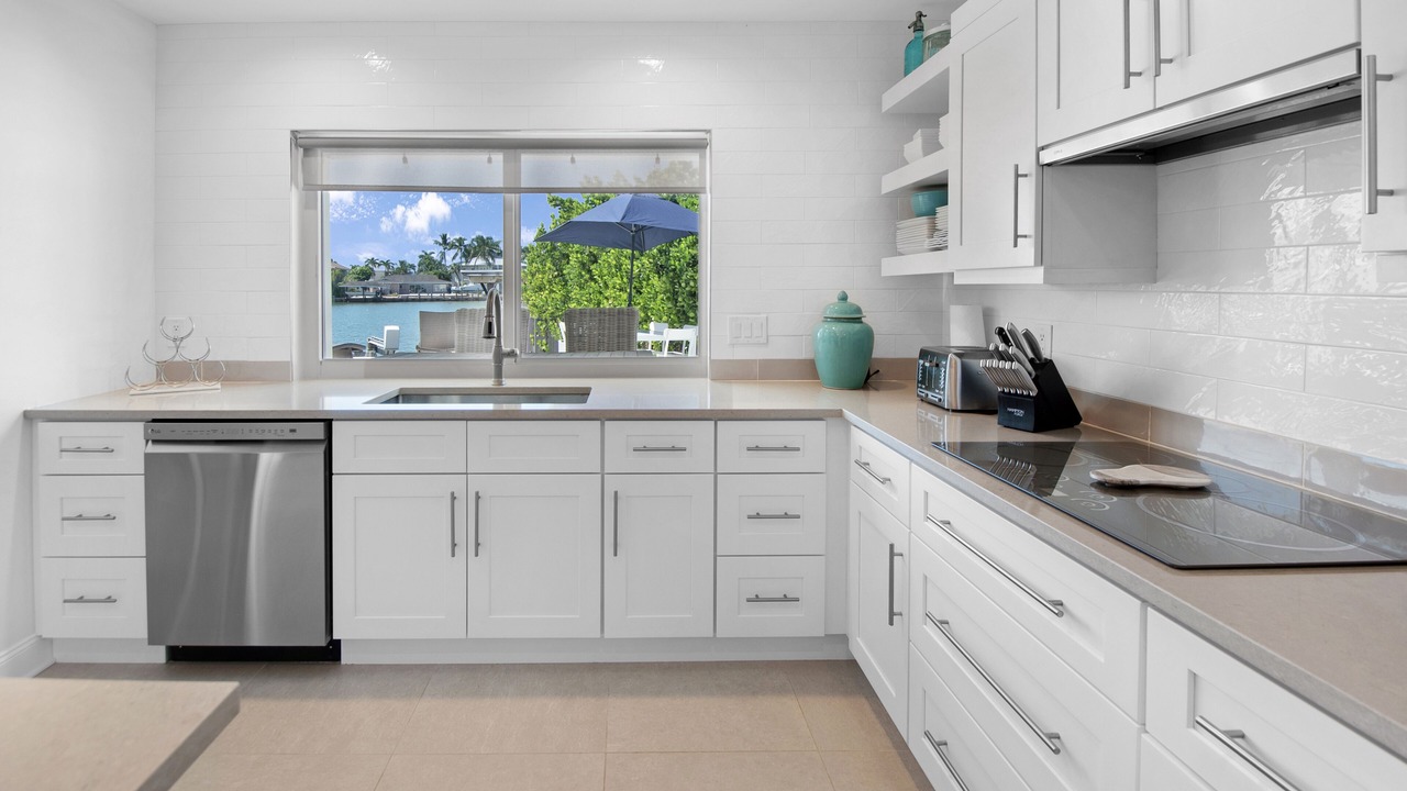 Photo of Kitchen in Isles of Capri