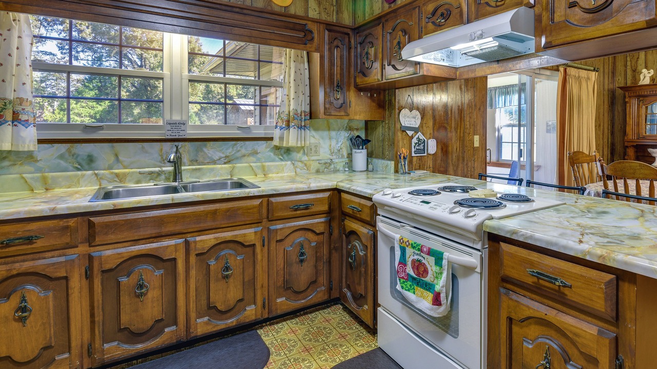 Photo of Kitchen in Chipley