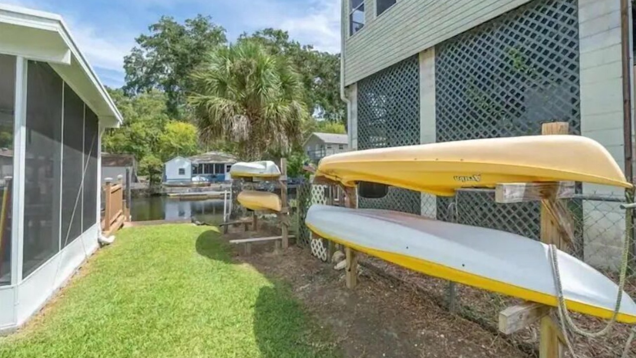 Photo of Outdoor in Weeki Wachee Gardens
