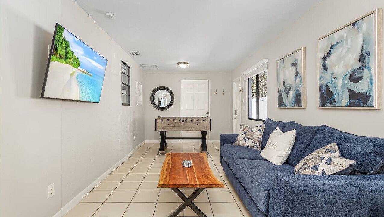 Photo of Livingroom in Naples Park