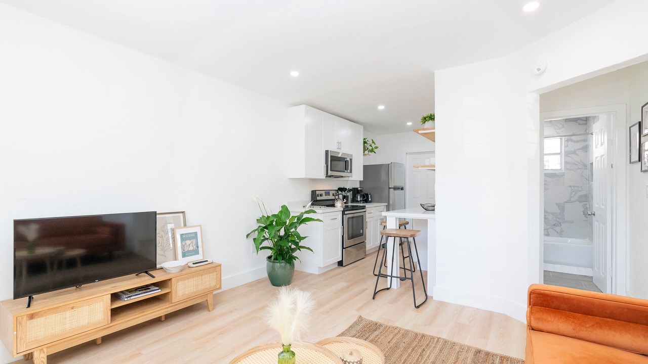 Photo of Livingroom in Southwest Coconut Grove